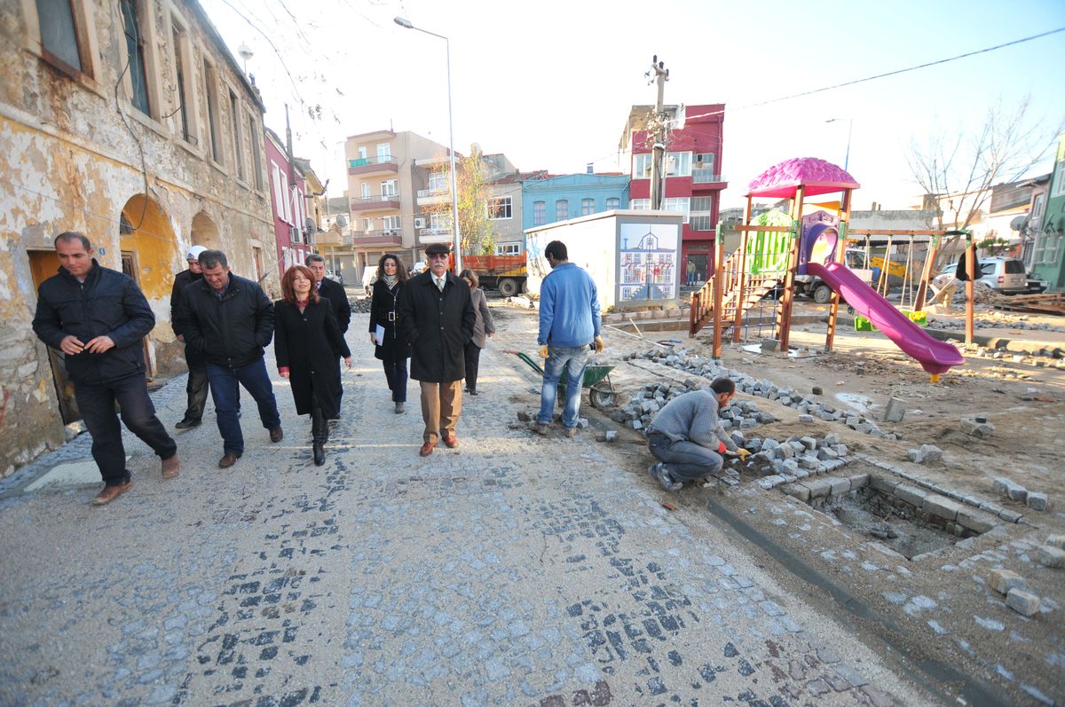 Çanakkale Belediye Başkanı Çalışmaları Yerinde İnceledi