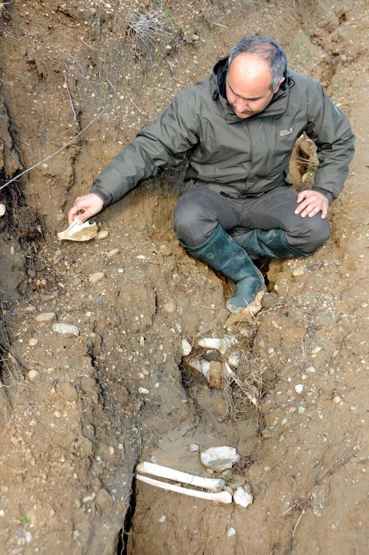 Çanakkale Şehitlerinin Kemikleri Defnedildi