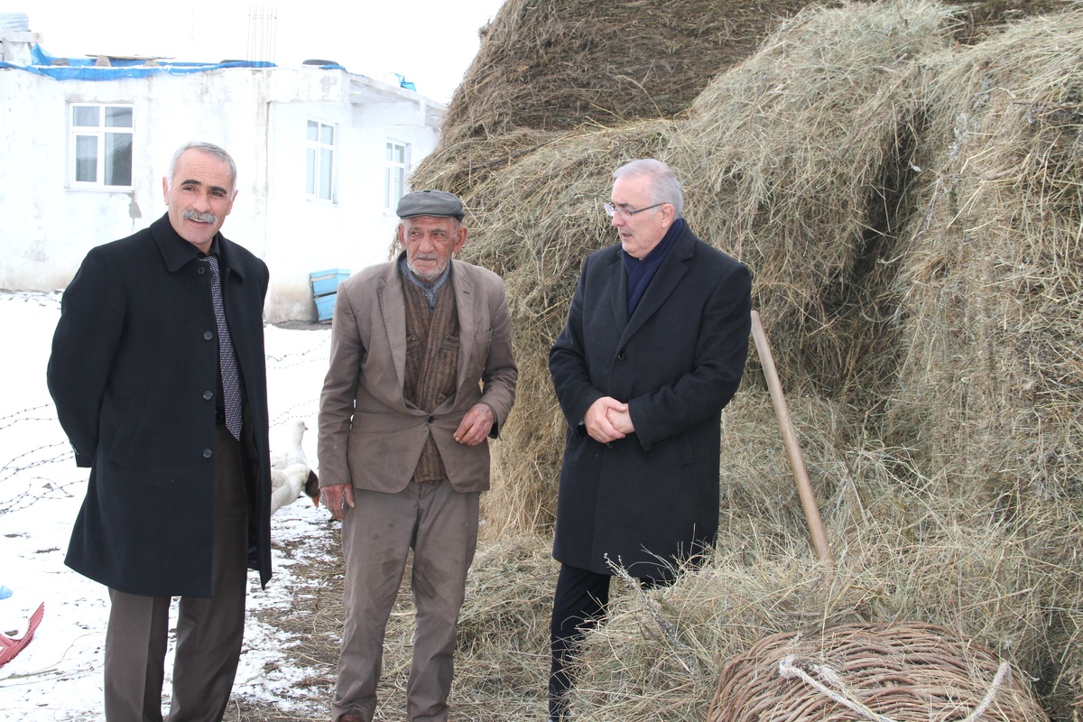CHP\'li Öğüt\'ten Ot ve Saman Fiyatlarına Tepki
