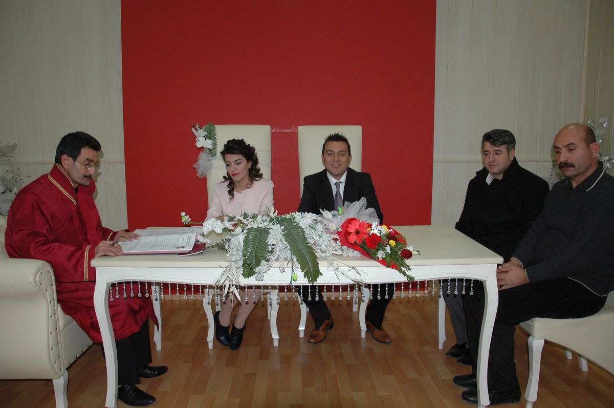 Elbistan\'da 12.12.2012 Çılgınlığı