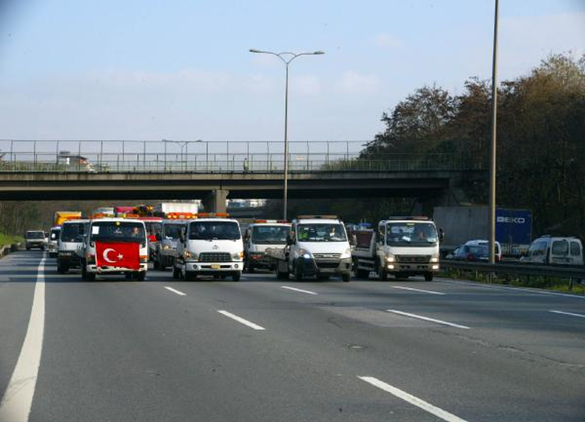 Fatih Sultan Mehmet Köprüsünde Çekici Eylemi