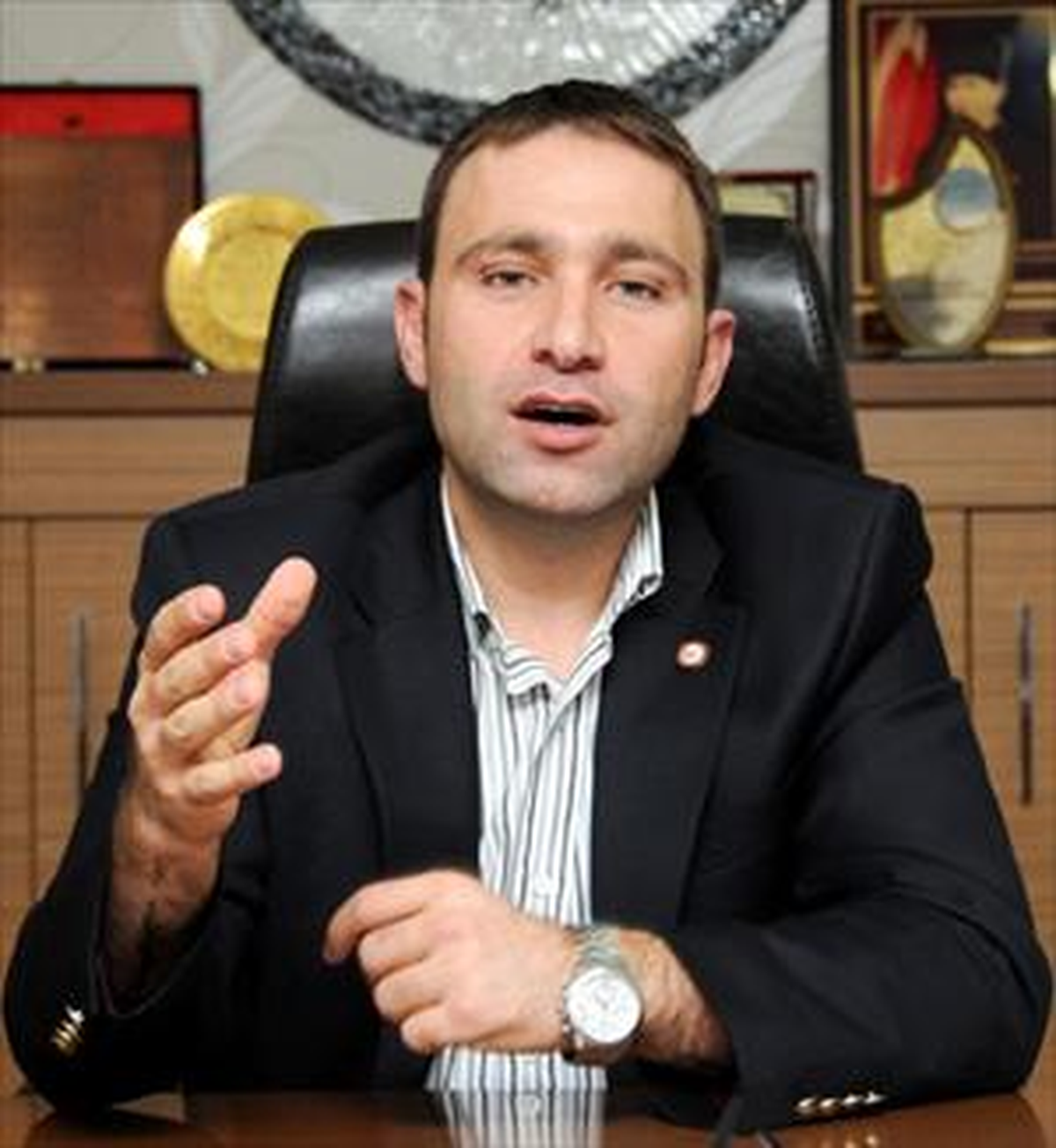 Her 3 Bin 500 Kişiye Bir Eczane Geliyor