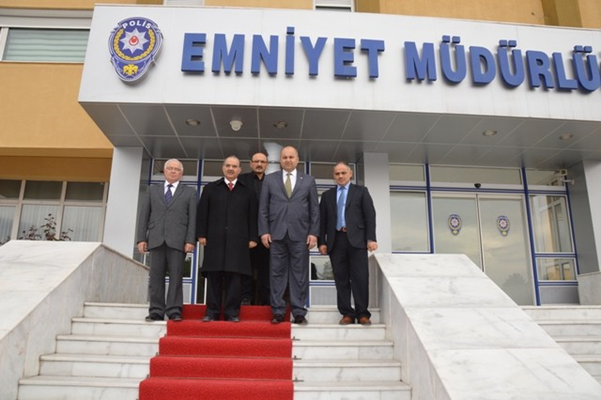 Kocasinan\'dan Emniyet Müdürü\'ne Ziyaret