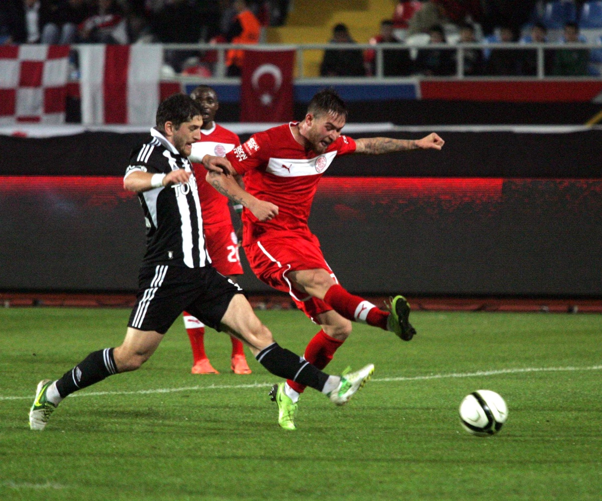 Medical Park Antalyaspor-Beşiktaş: 2-1(Türkiye Kupası)