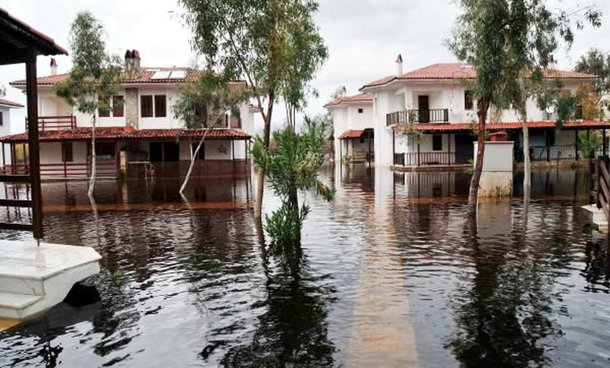 Muğla\'da Sağanak Yaşamı Olumsuz Etkiledi