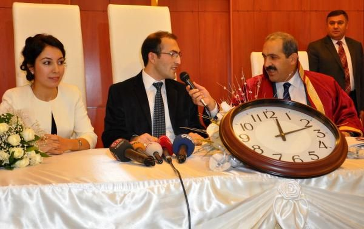 Nikah Dairelerinde "12.12.12" Yoğunluğu