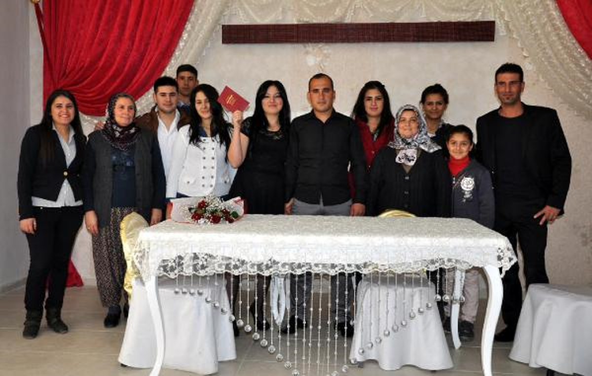 Tarsus\'ta 45 Çift Nikah Kıydırdı