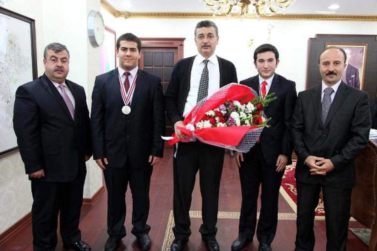 Vali Güvenç, Olimpiyat Şampiyonlarını Kabul Etti