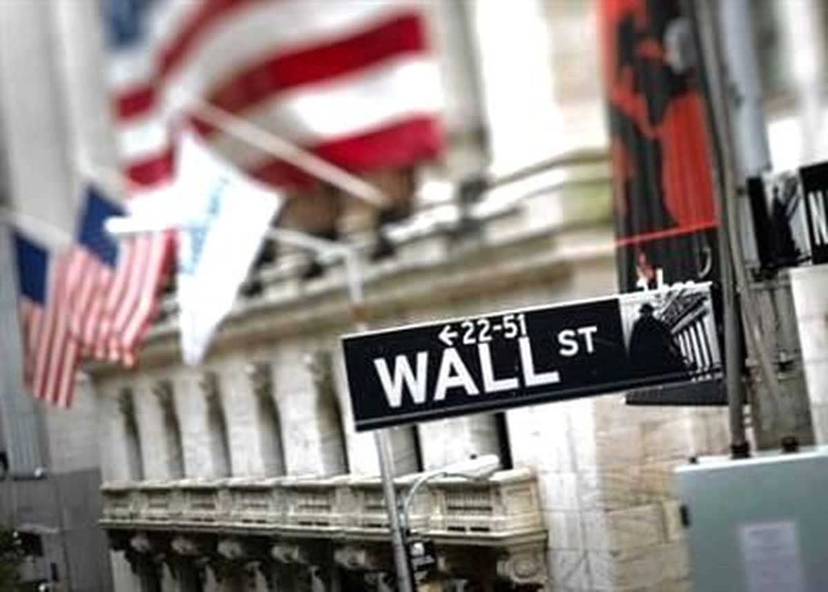 Wall Street\'i Korku Sardı