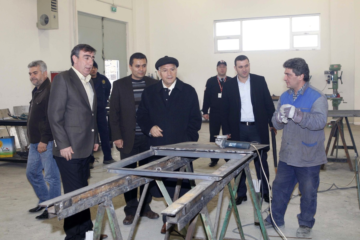 Yenimahalle Belediye Başkanı Yaşar, Atölyeleri Gezdi