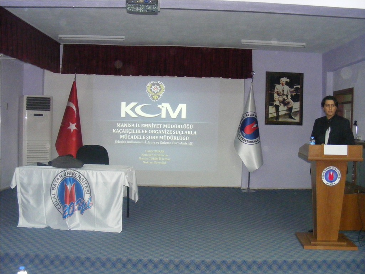 Yüksek Okul Öğrencilerine Madde Bağımlılığı Semineri Verildi