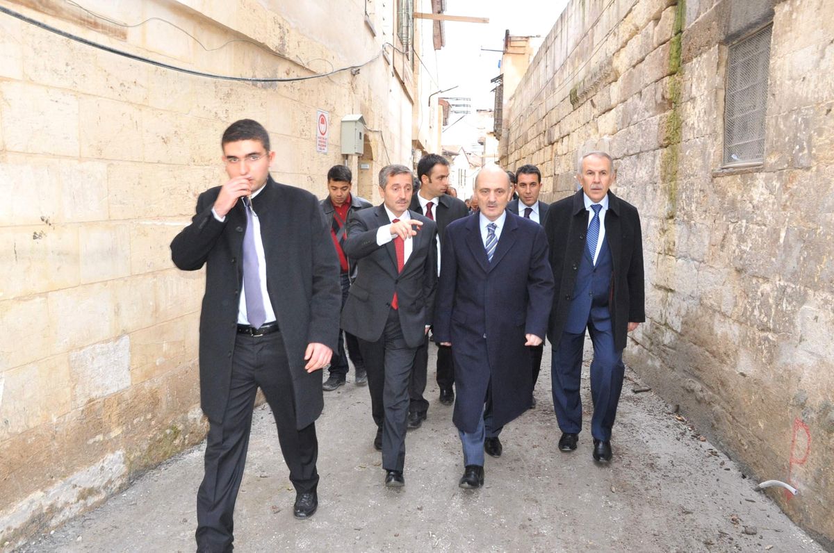 Bakan Bayraktar\'ın Gaziantep Temasları