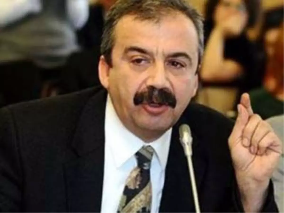 Önder\'in Sözleri Meclis\'i Gerdi