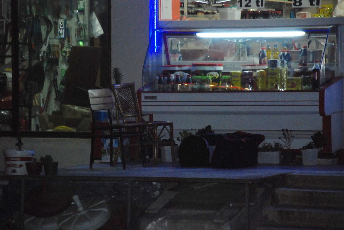 Didim\'de Şüpheli Valiz Paniği