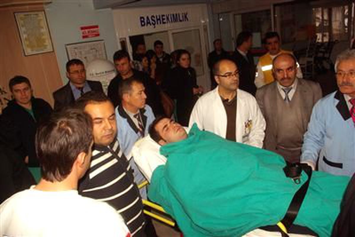 Doktora Bıçaklı Saldırı
