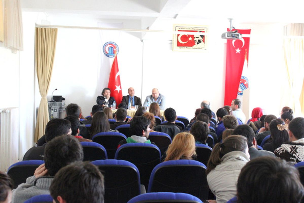 Ekonomide Stk\'ların Önemi Anlatıldı