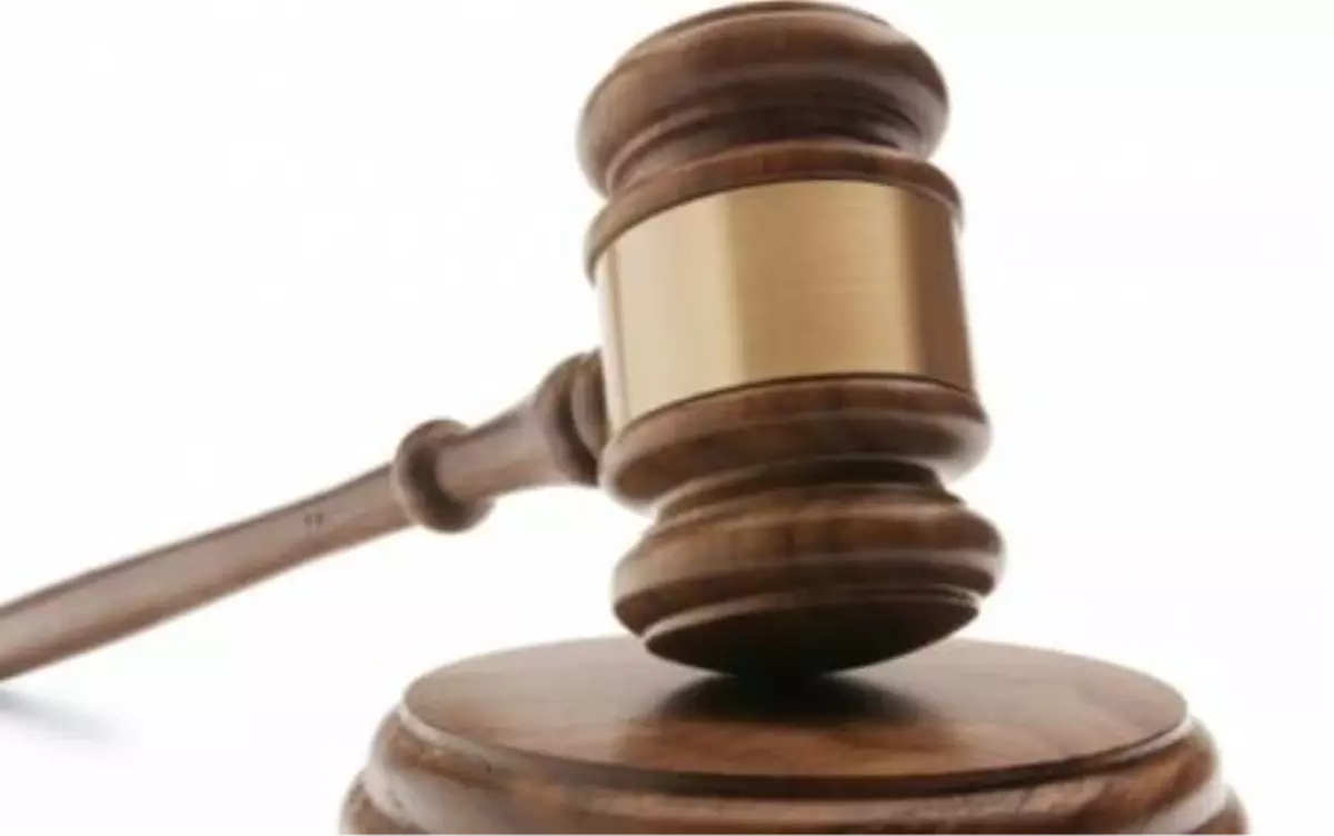 Ergenekon\'da Duruşmaya Ara Verildi