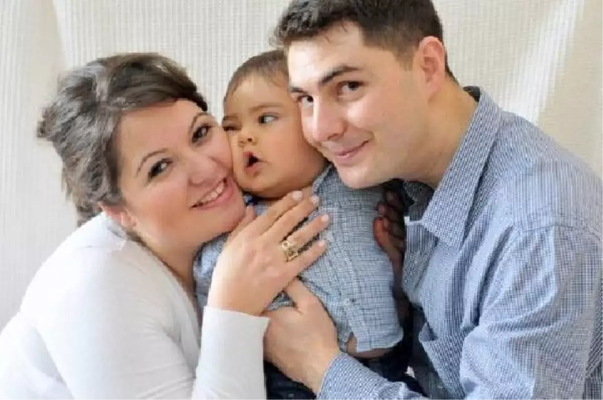 Gamze\'den Minik Oğlu Atakan\'a Müjde: Kurs Bitti Anneciğim