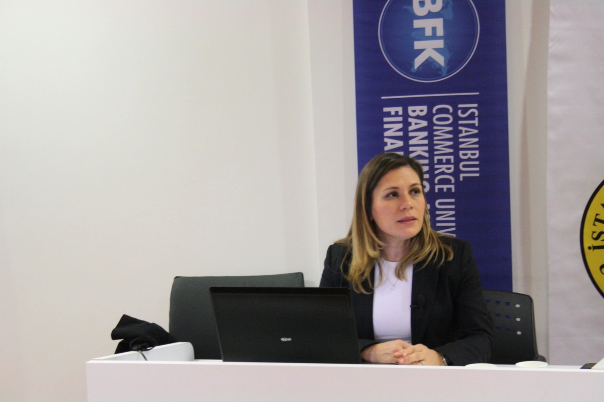 Gülcan Üstay: "Cari Açığın 3 Yıl Aynı Seviyelerde Kalacağını Öngörüyoruz"