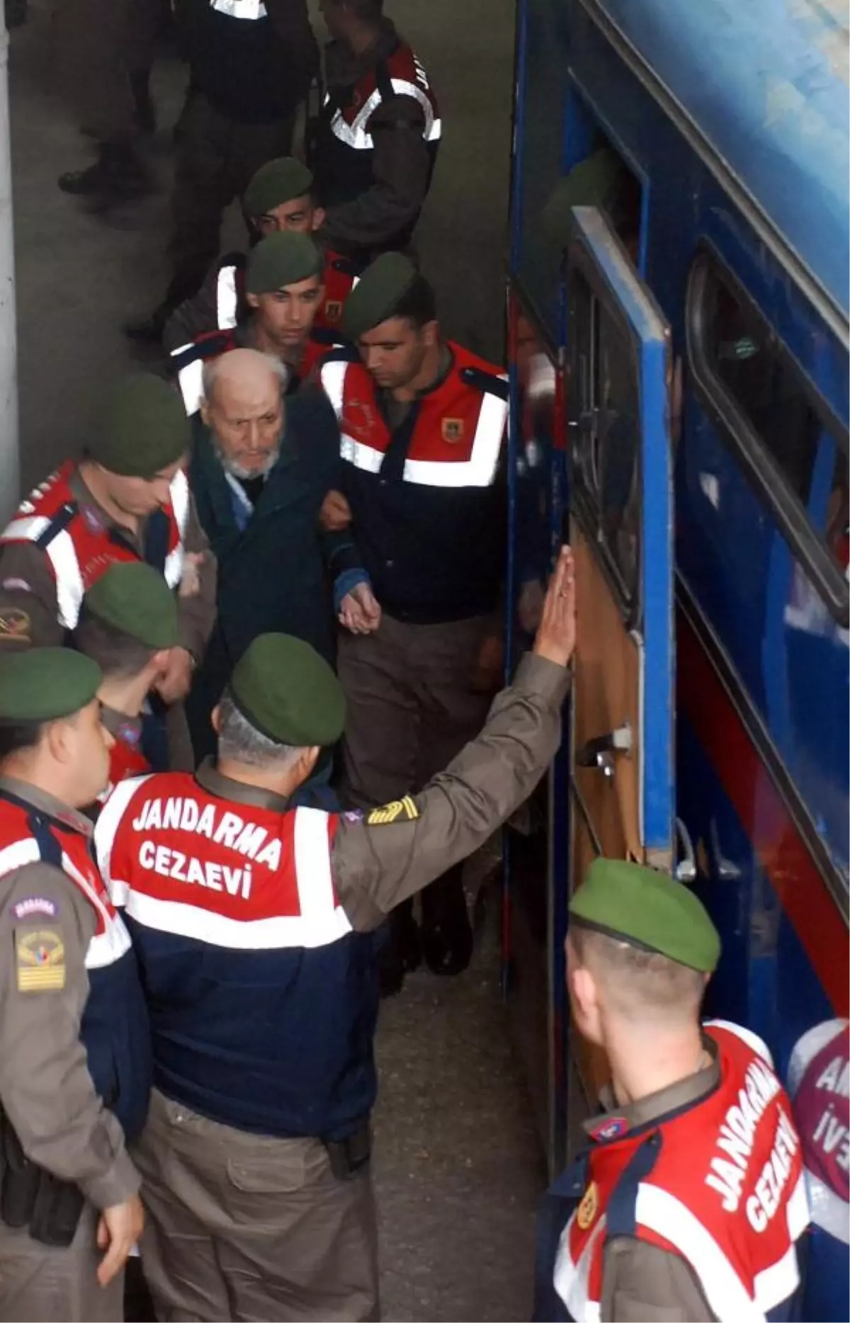 Hüseyin Üzmez, Heyet Raporu Almak İçin Hastaneye Getirildi