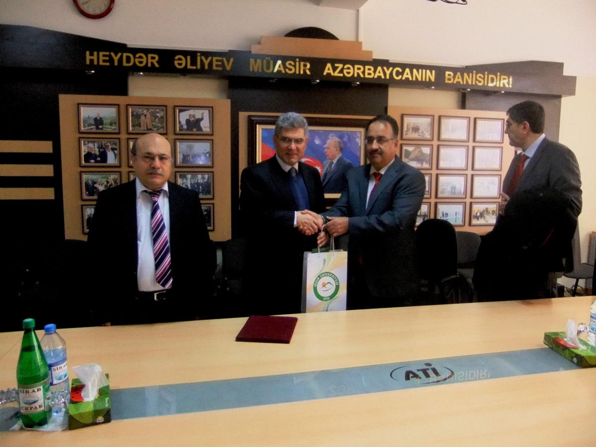 Iğdır Üniversitesi Bakü\'de Akademik İş Birliği Protokolü İmzaladı