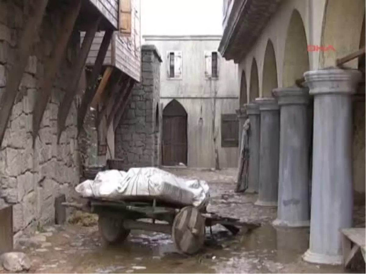 İzmit Yapımcı Burhan Özkan Biz de Hareme Girseydik, Alırdık Reytingimizi