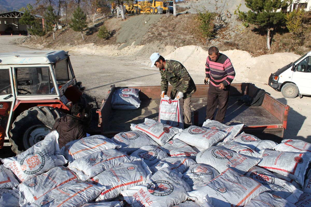 Mudurnu\'ya 250 Ton Kömür Yardımı Yapıldı