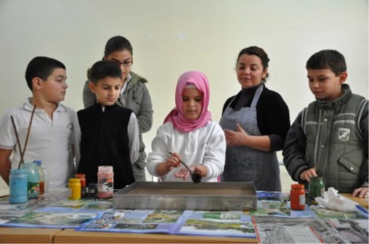 Öğrenciler Ebru Sanatıyla Tanıştı
