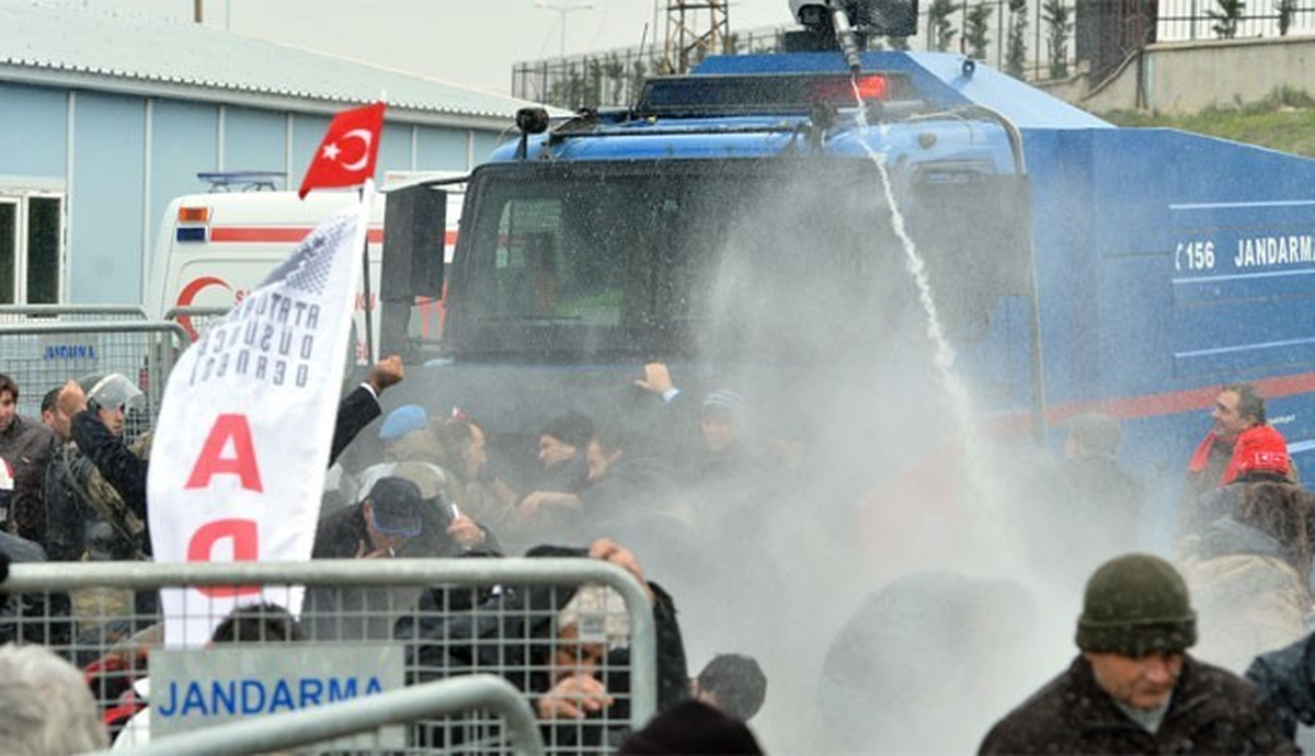 Silivri\'de Jandarma Müdahalesi (1)