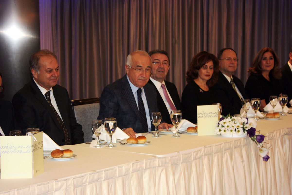 TBMM Başkanı Çiçek, \'Haydar Aliyev\' Gecesine Katıldı