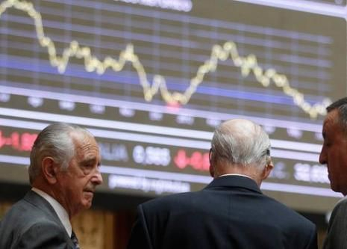 Avrupa Borsaları Yatay Açıldı