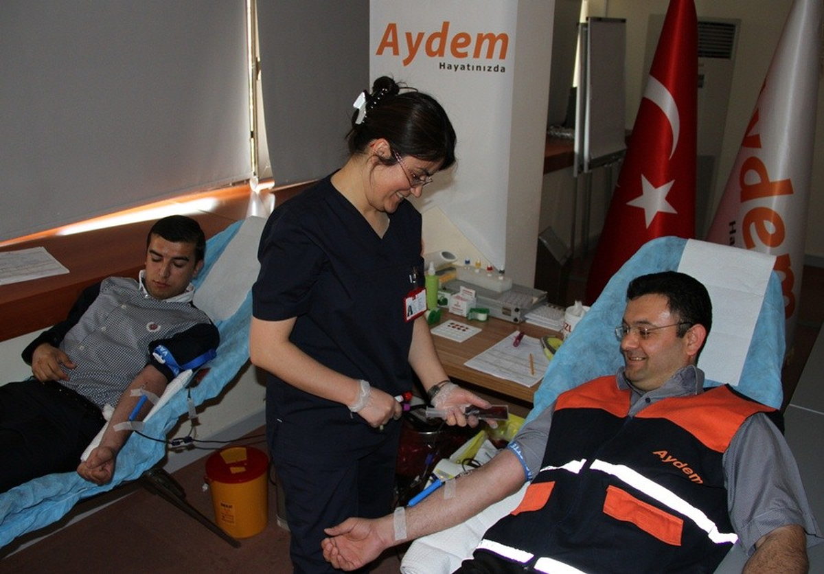 Aydem Personelinden Kan Bağışı