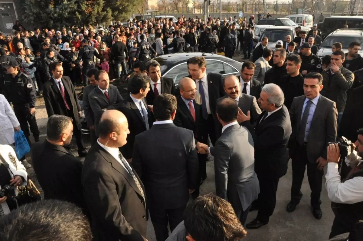 Bakan Şimşek, Avm Açılışı Yaptı