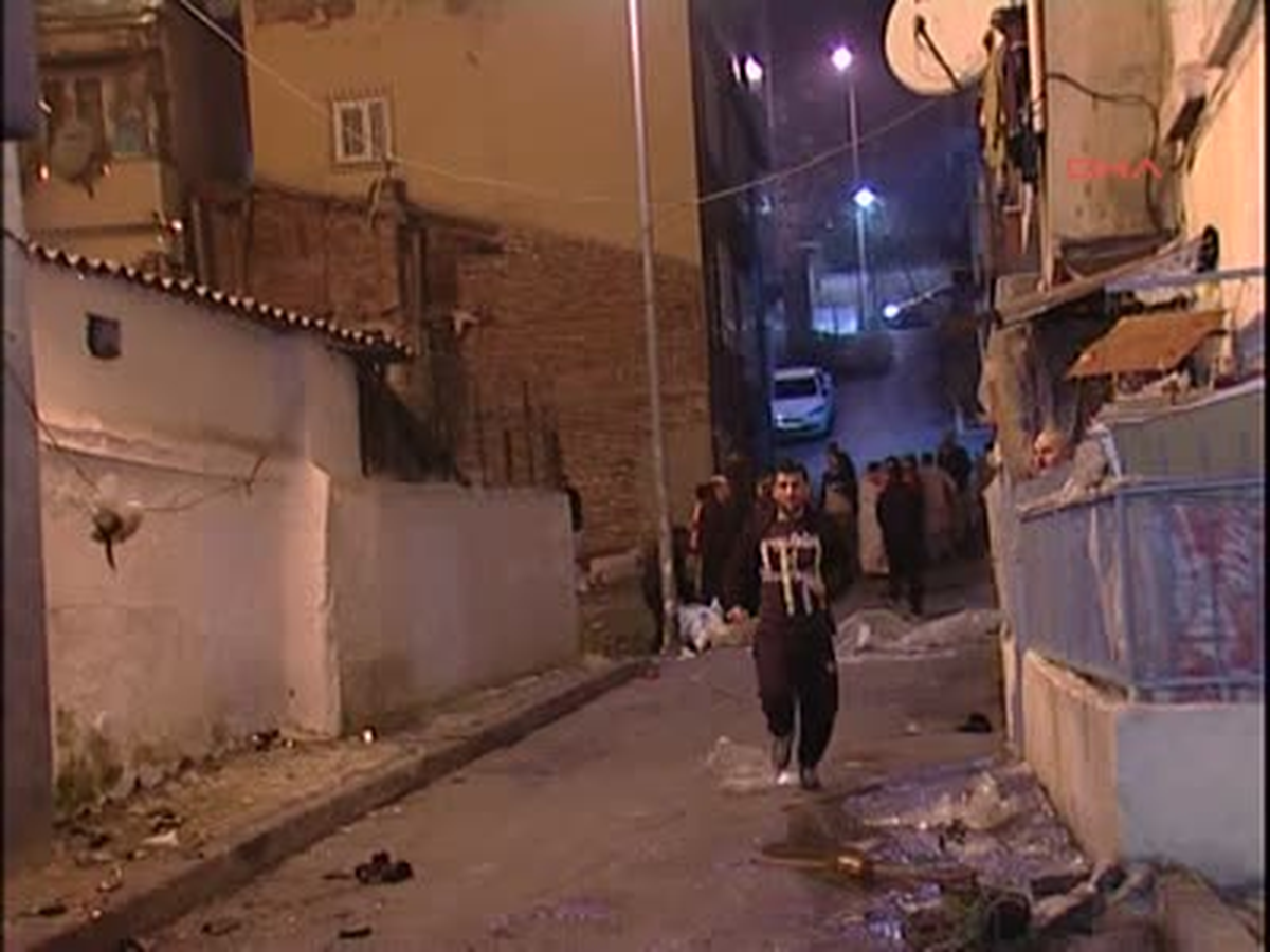 Beyoğlu\'nda Korkutan Yangın