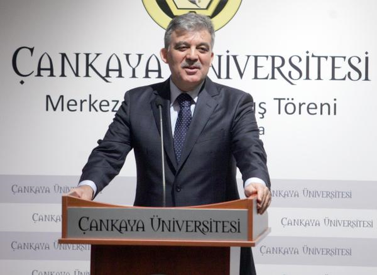 Cumhurbaşkanı Gül\'ü, \'Mikro Kameralı Gözlük\' ile İzliyor (2)