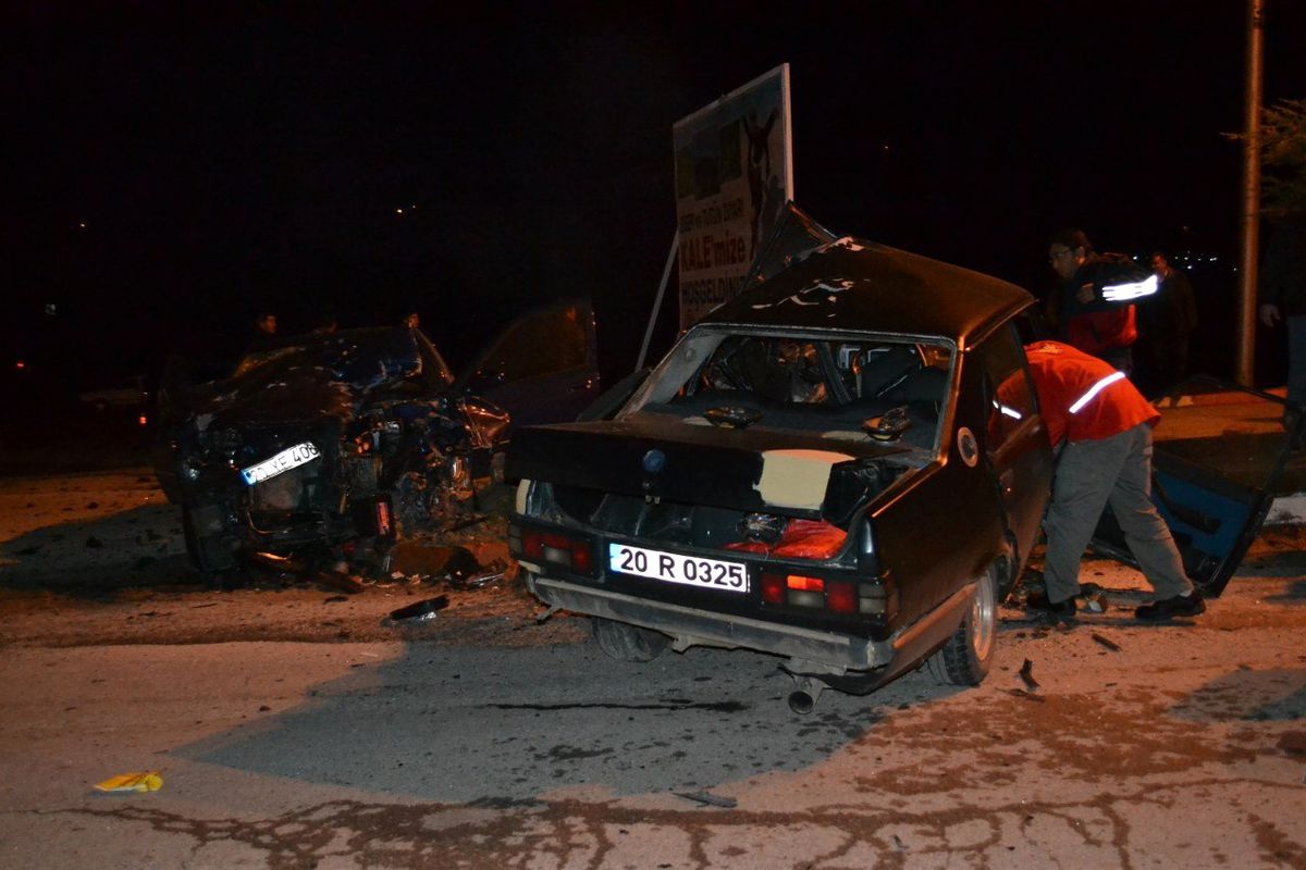 Denizli\'de Kaza: 1 Ölü, 1 Yaralı