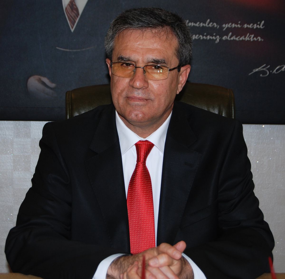 Görevden Alınan İl Milli Eğitim Müdürü Helallik İstedi