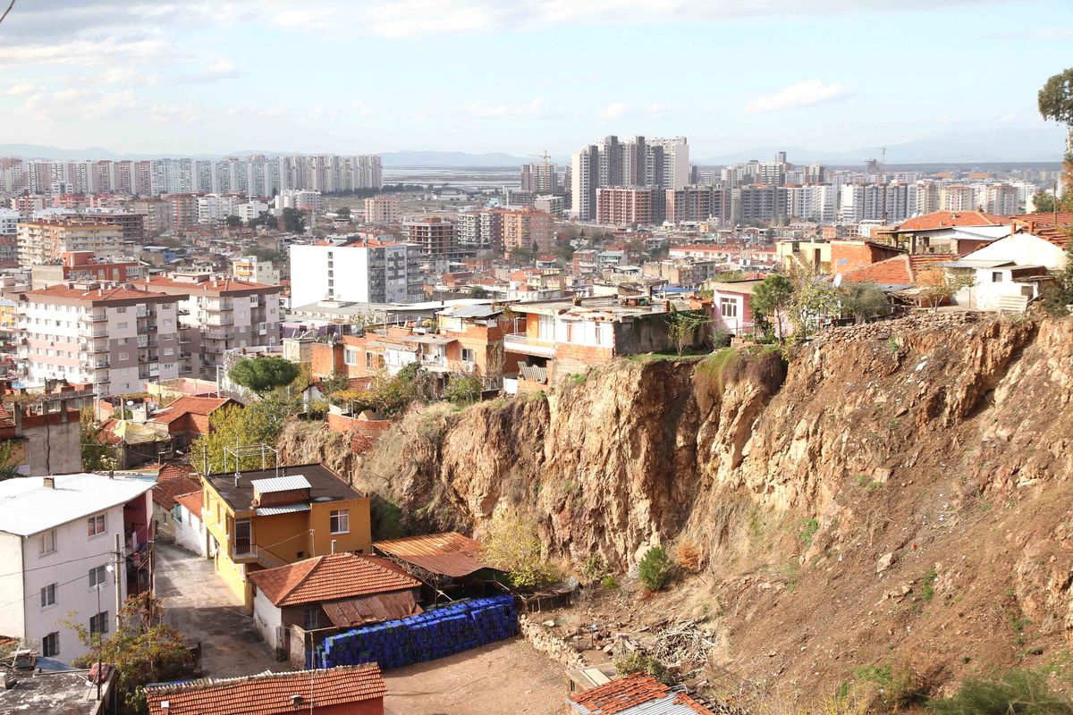 Heyelan Tehlikesine Karşı Beş Ev Boşaltıldı