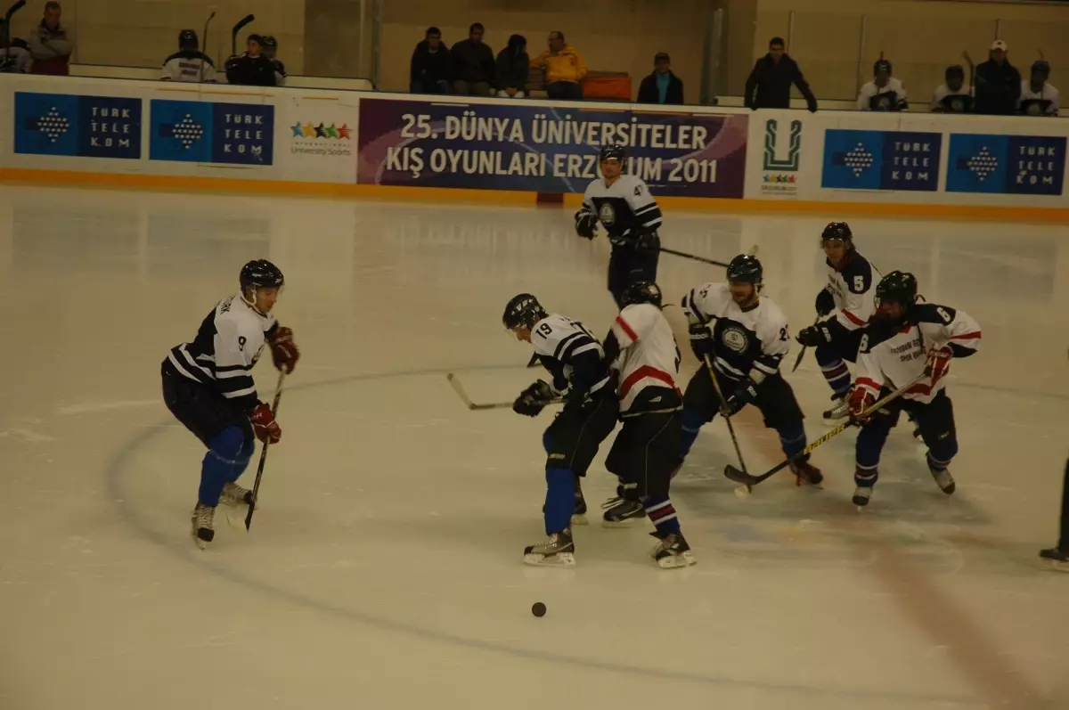 Hokeycilerin Başkent Çıkarması