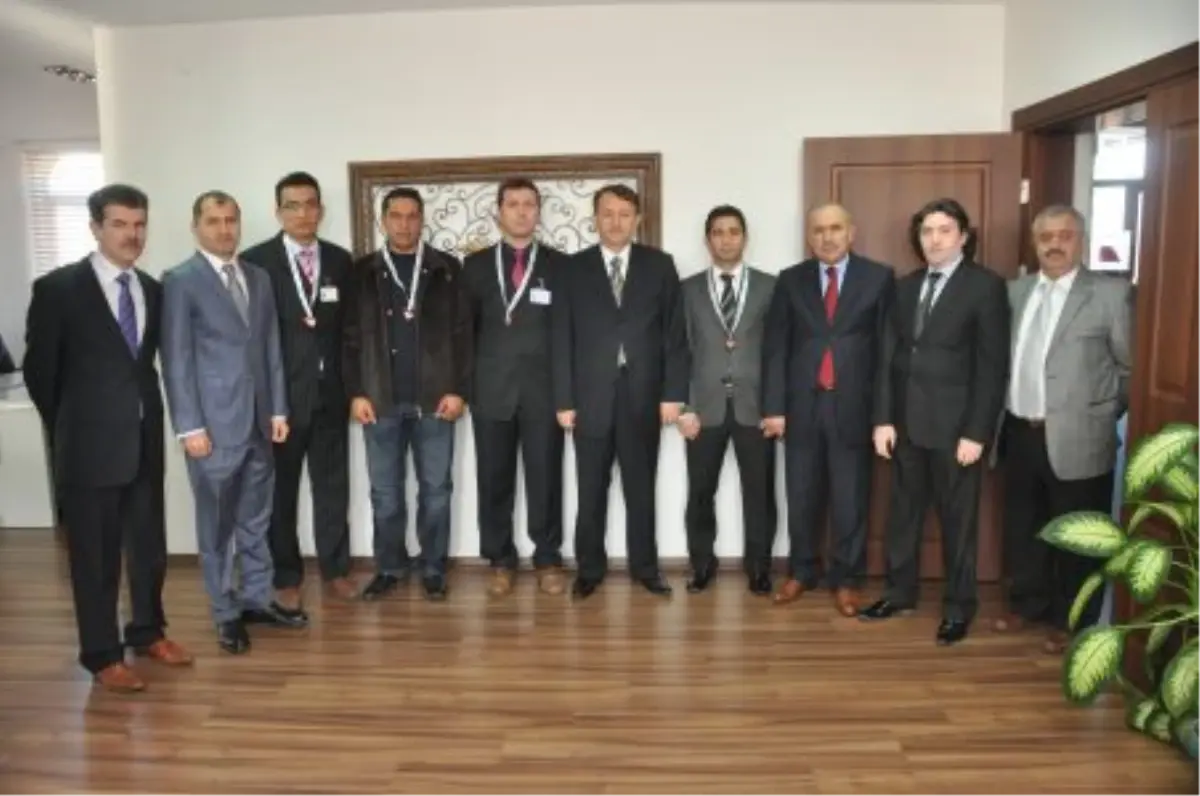 Kartepe\'de Ayın Personelleri Ödüllendirildi