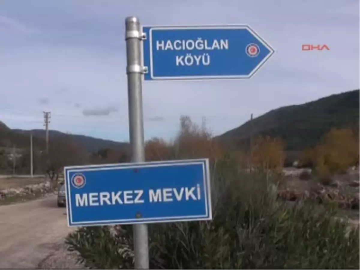 Kaş Asırlık Çınar, Yıllara Meydan Okuyor Asırlık Çınar, Yıllara Meydan Okuyor