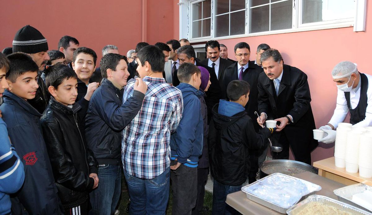 Malatya Belediyesi\'nden Aşure İkramı