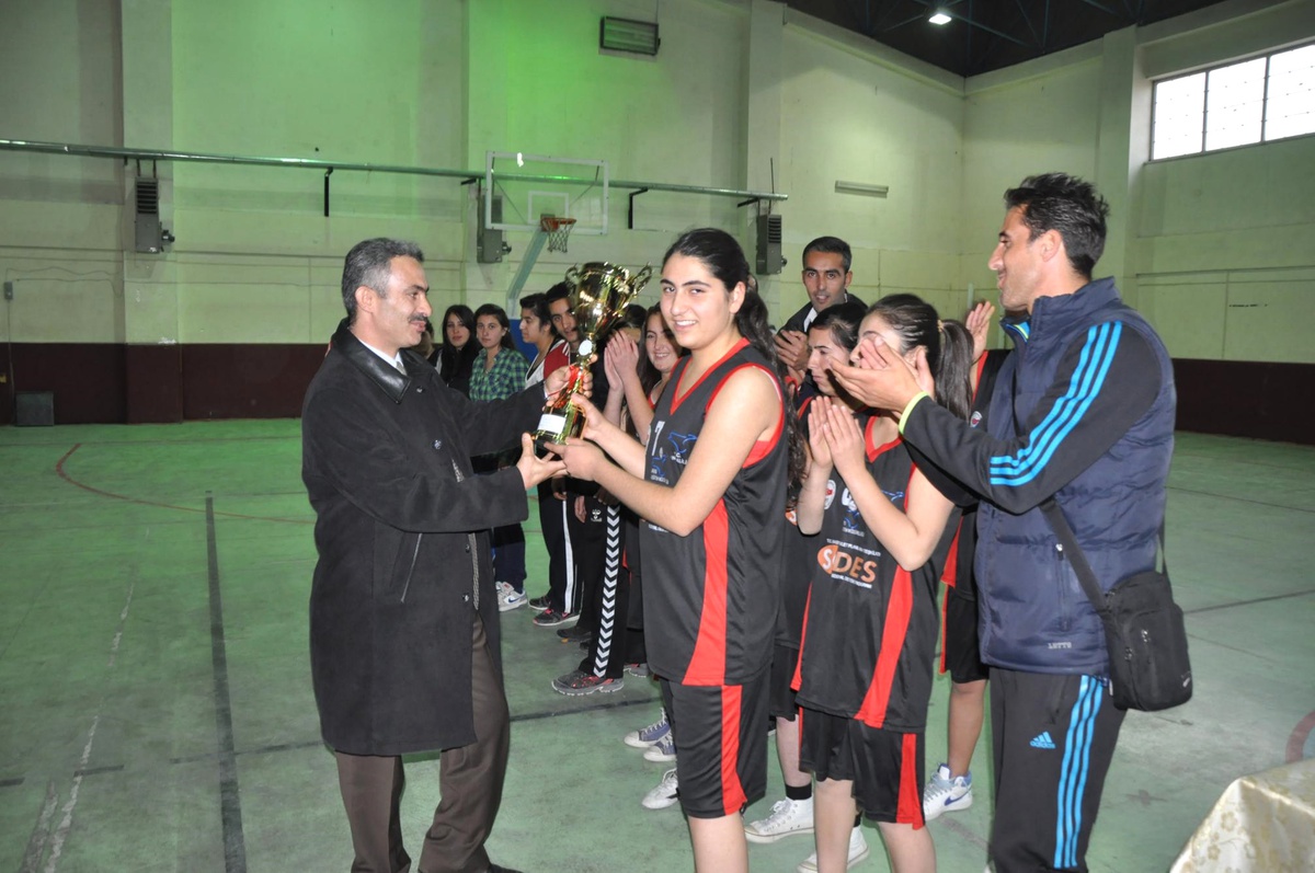 Okul Sporları Basketbol Müsabakaları Sona Erdi