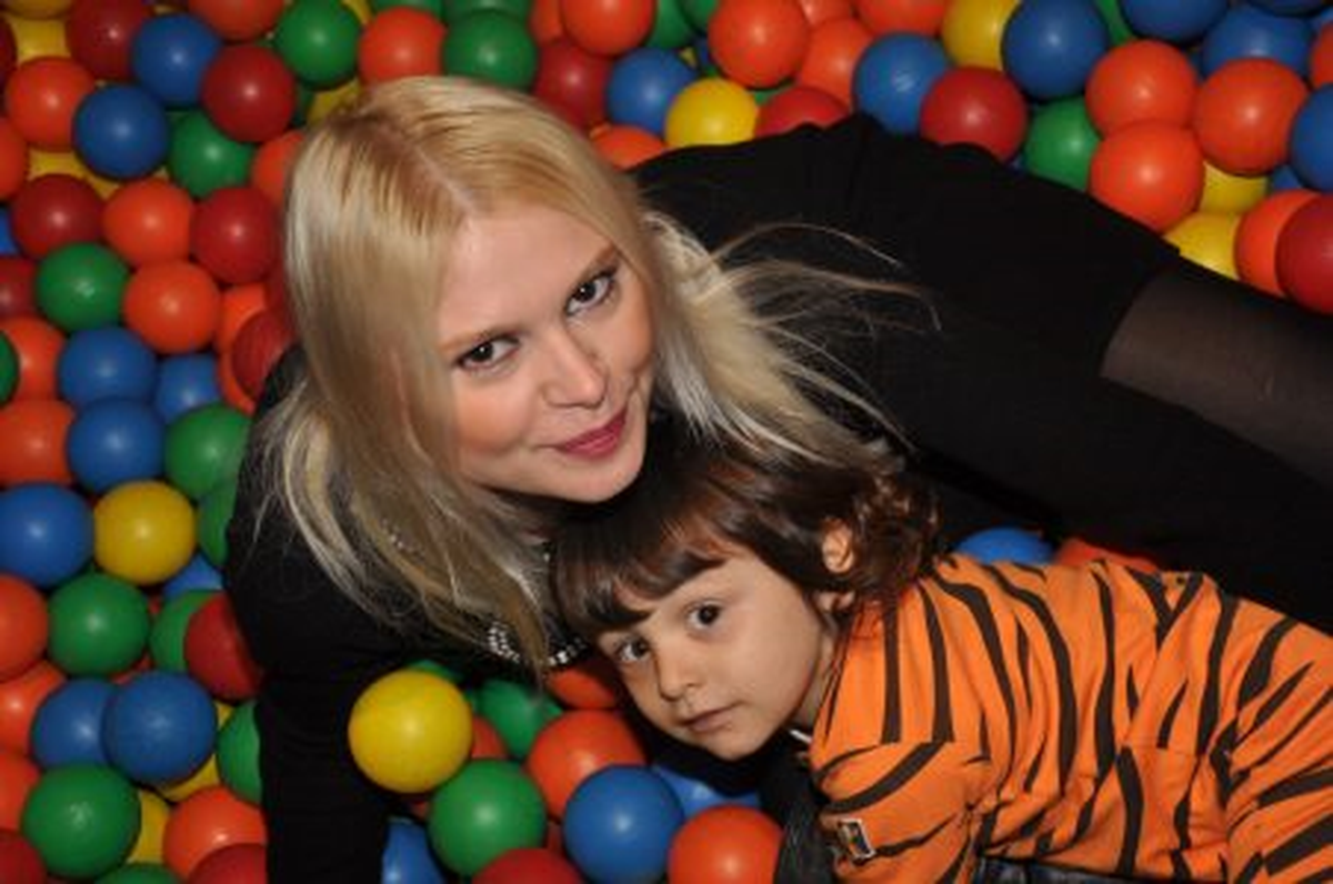 Seçkin Piriler ve oğlu Let\'s Play\'de