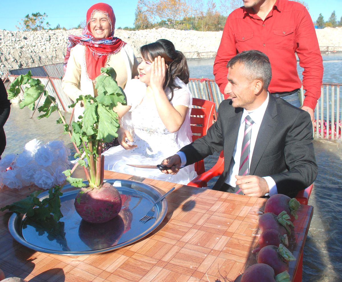 "Turp" Gibi Düğün