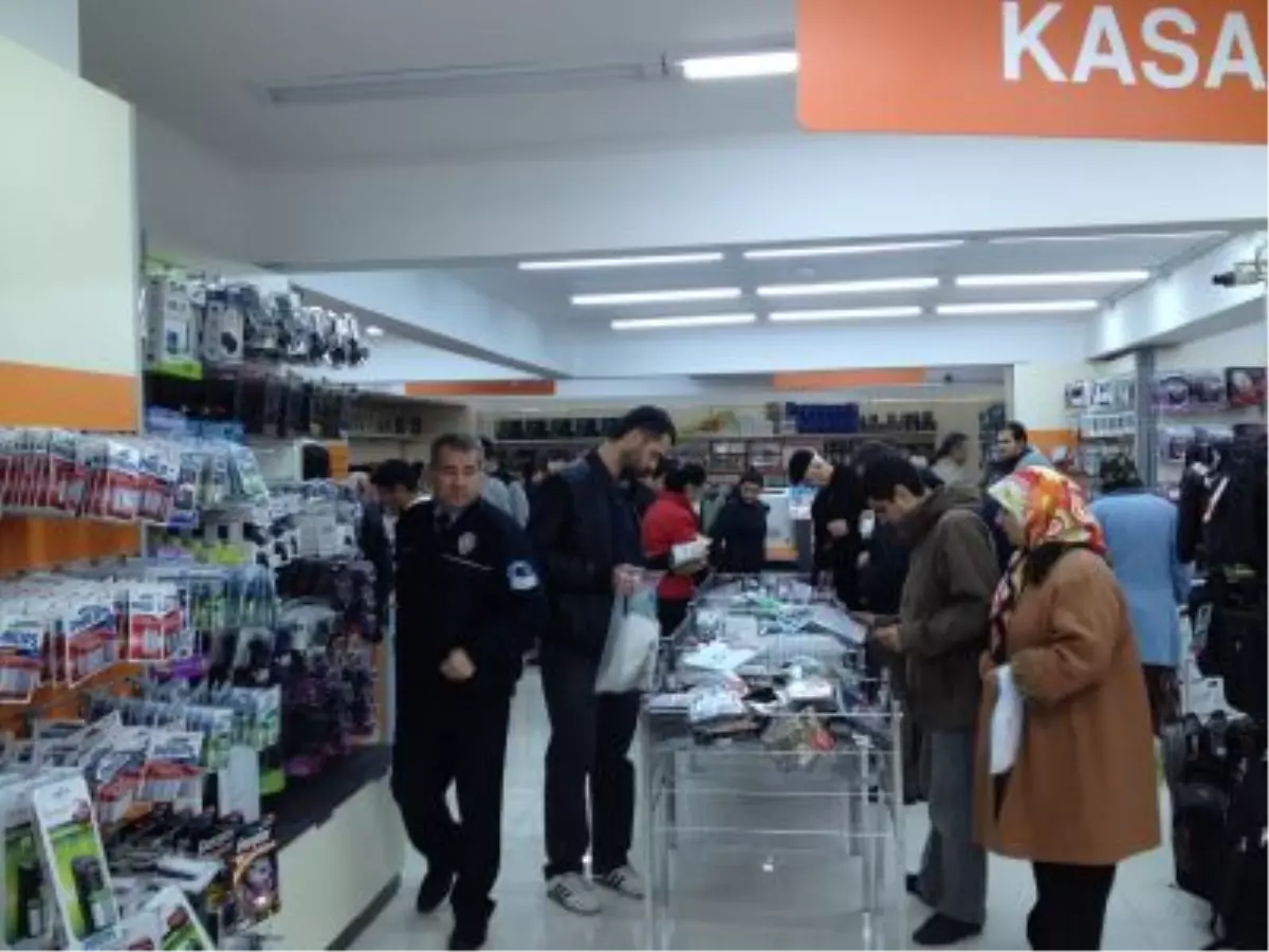 Vatan Bilgisayar'ın 63. Mağazası Manisa'da Açıldı