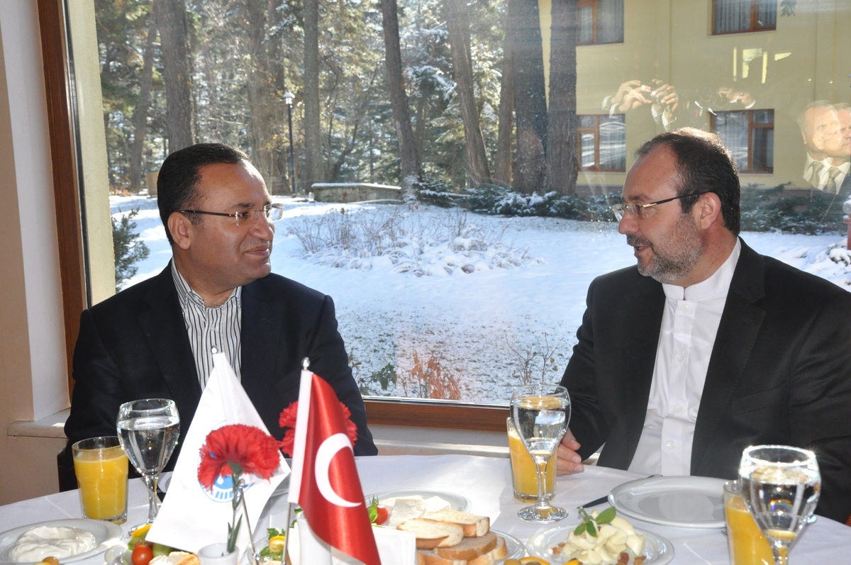 "2012 Yılı Hac ve Umre Organizasyonu Değerlendirme Toplantısı"