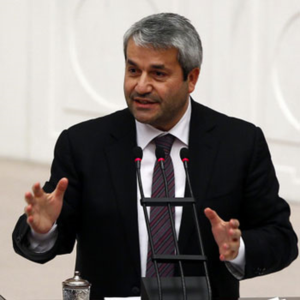 "Bu Günün Sloganı Bu Olmalı"