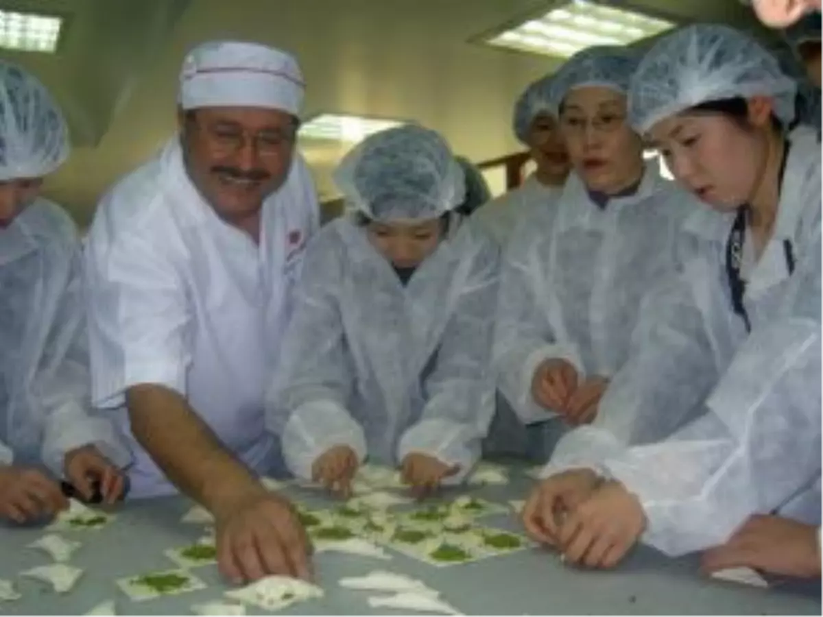 Amerikalılar Baklava Yapmaya Geliyor