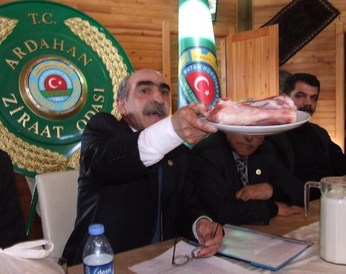 Azob Başkanı Sural: Et, Süt, Mazot ve Ot Gerçek Değerinde Satılmıyor